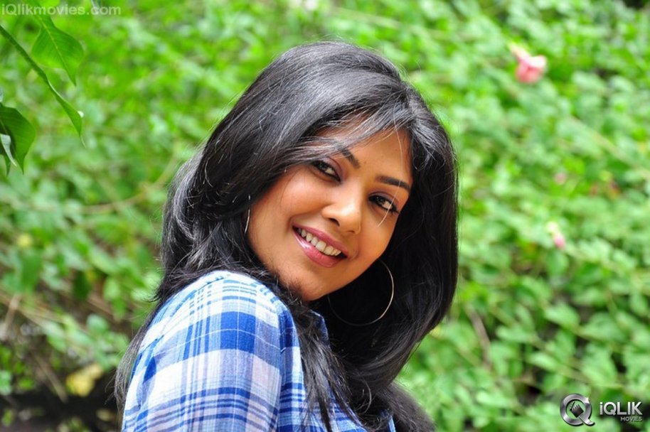 Kamalinee-Mukhejee